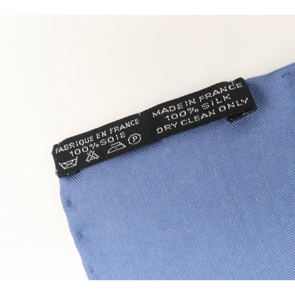 Blue Patterned Pocket Square with Light Green Motif - Unbranded - Picture 4 of 5